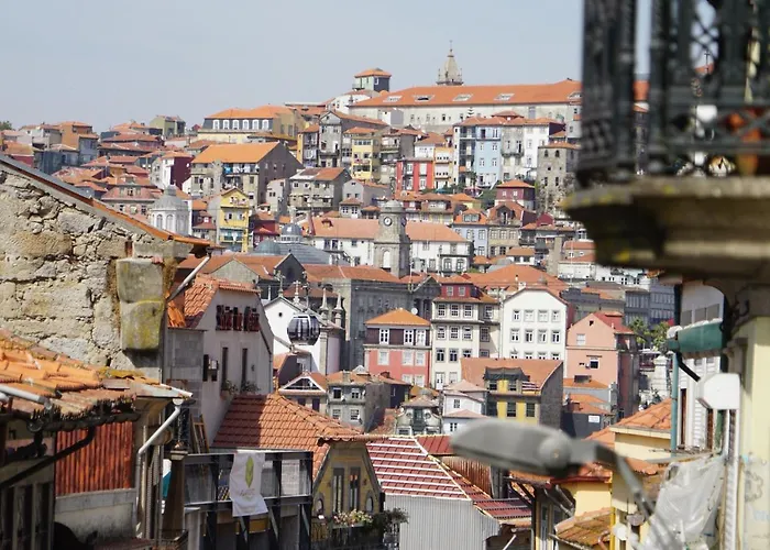 Stylish House - Air Cond, Breakfast, Free Parking, By Porto With Lda Vakantiehuis Vila Nova de Gaia