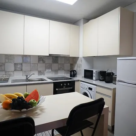 Stylish House - Air Cond, Breakfast, Free Parking, By Porto With Lda