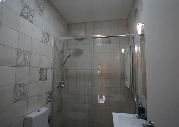 Casa de Férias Stylish House - Air Cond, Breakfast, Free Parking, By Porto With Lda