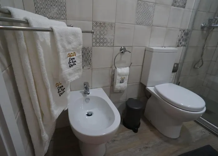 Stylish House - Air Cond, Breakfast, Free Parking, By Porto With Lda *